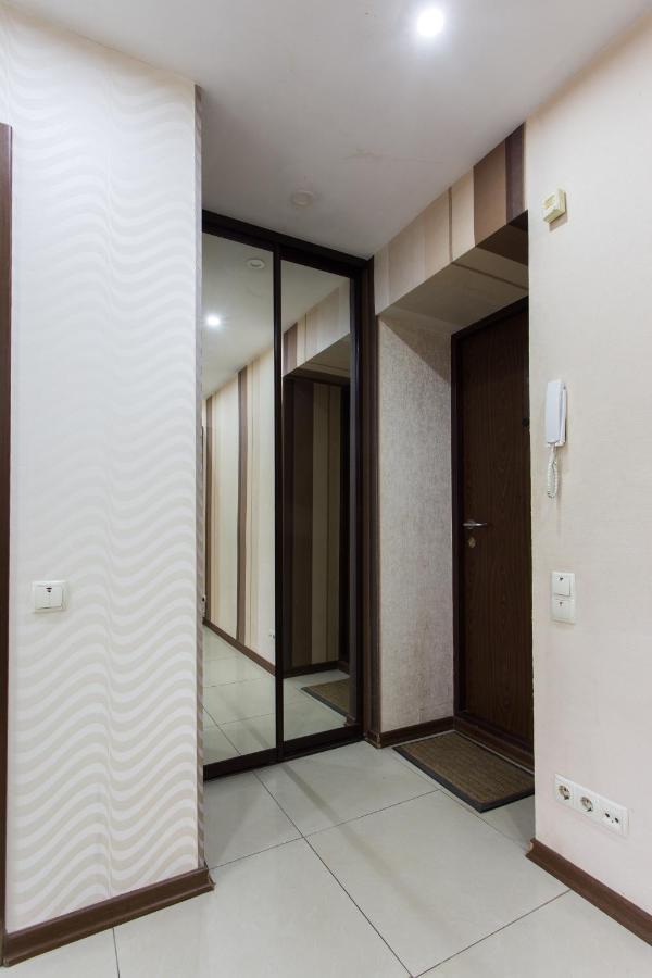 Botanical Garden Area Apartment Kharkiv Bagian luar foto