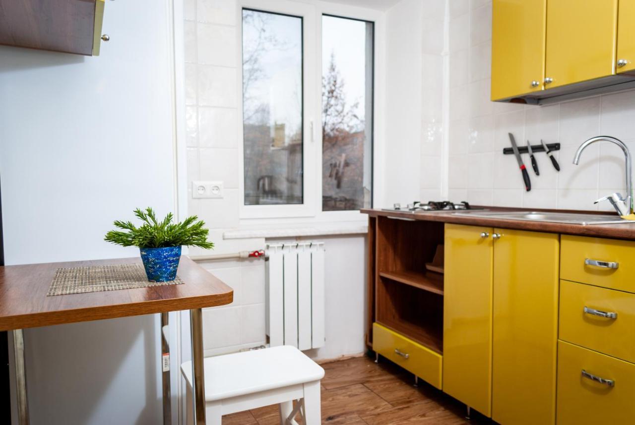 Botanical Garden Area Apartment Kharkiv Bagian luar foto