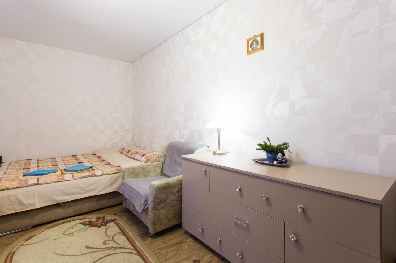 Botanical Garden Area Apartment Kharkiv Bagian luar foto