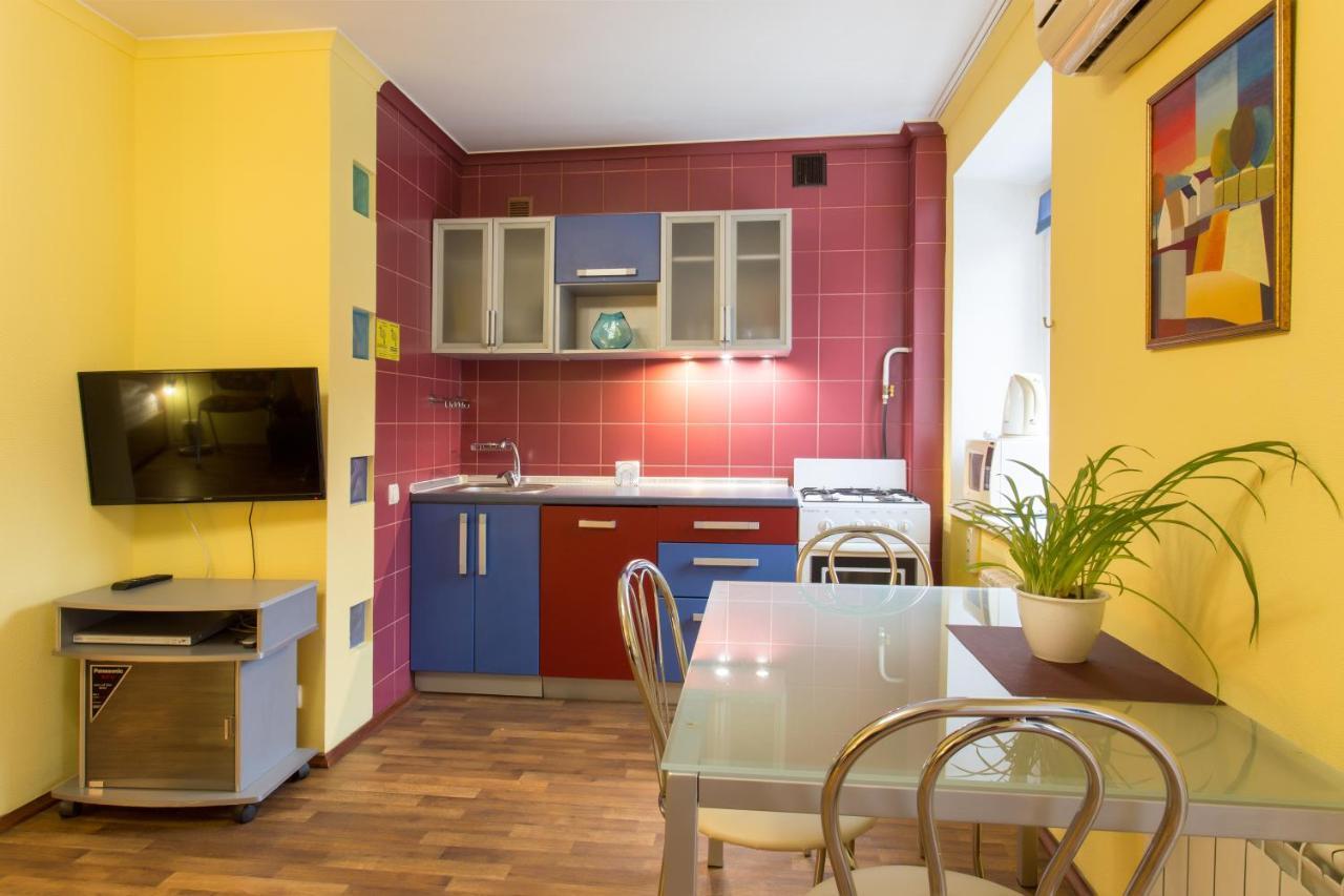 Botanical Garden Area Apartment Kharkiv Bagian luar foto