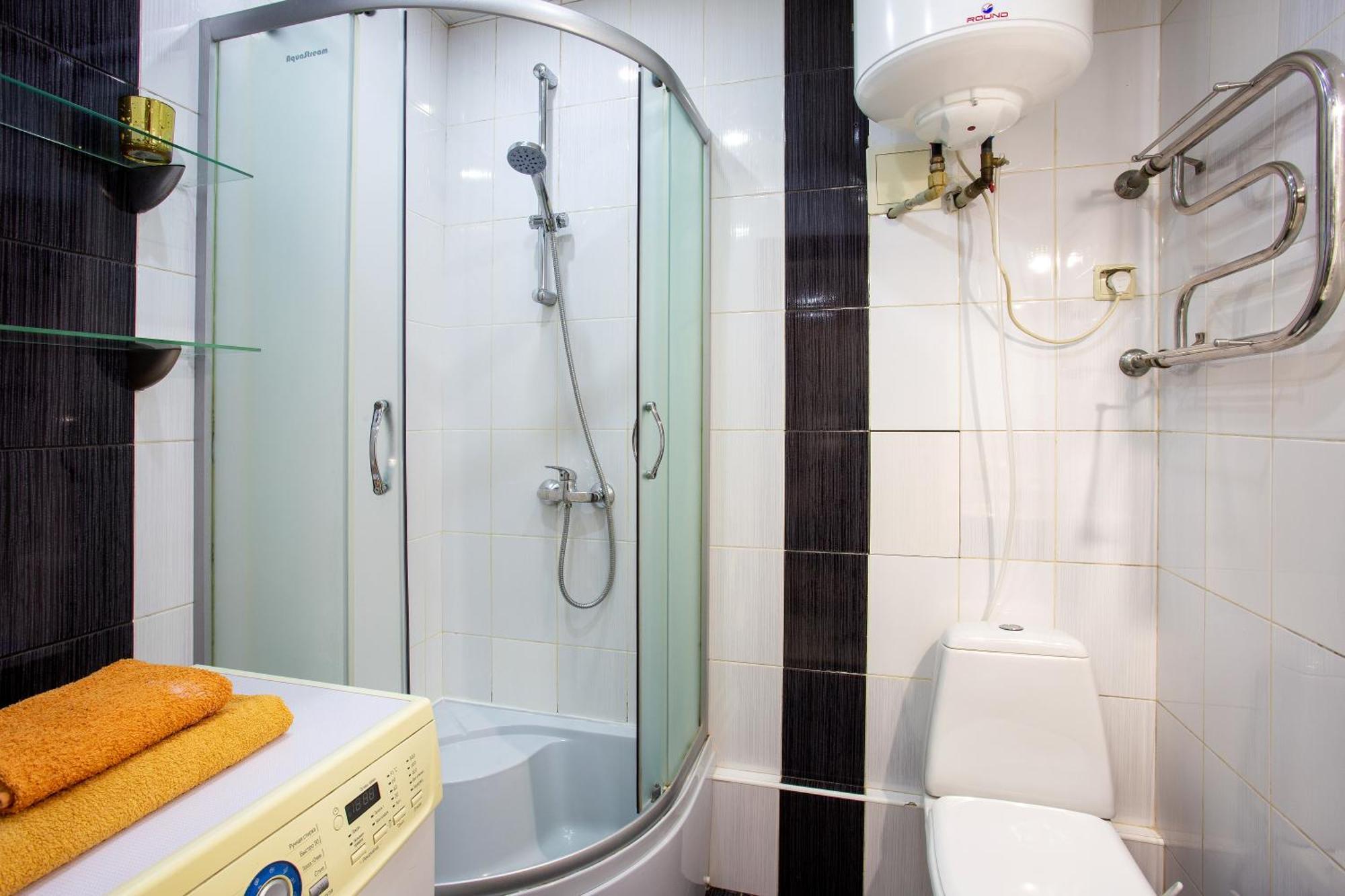 Botanical Garden Area Apartment Kharkiv Bagian luar foto